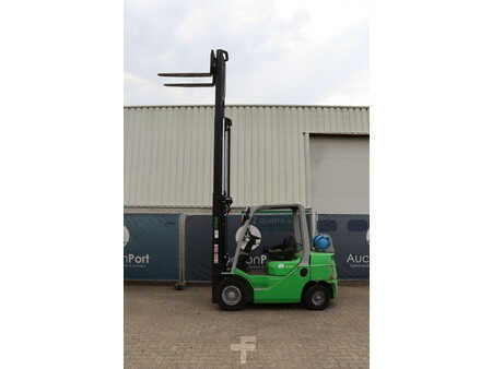 Treibgasstapler 2018  Cesab M325G (30)