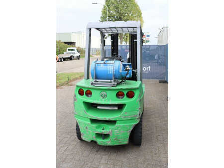 Treibgasstapler 2018  Cesab M325G (6)