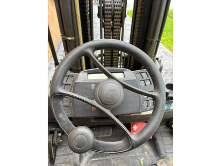 Treibgasstapler 2010  Hyster S7.0FT (9)