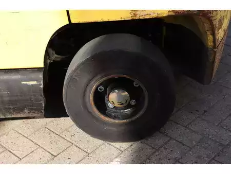 Carrelli elevatori diesel 2003  Hyster H3.00XM (16)