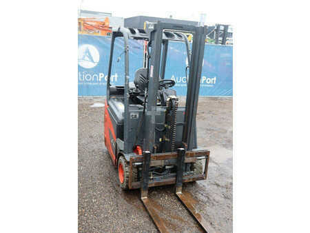 El truck - 4 hjulet 2019  Linde E16C (6)