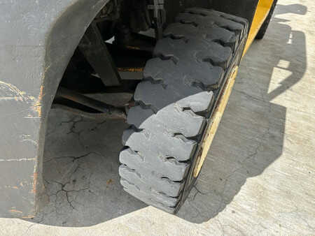 Diesel truck - Yale GDP140-HUBV118 (17)