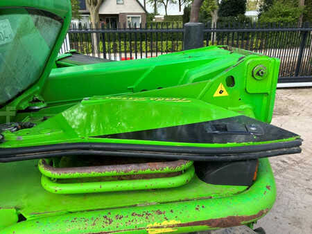 Chariots téléscopiques fixes 2004  Merlo P33.7KT (12)