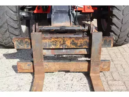 Sollevatori telescopici rigidi 2018  Manitou MLT 741-140 V+ (12)