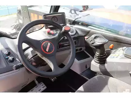 Sollevatori telescopici rigidi 2018  Manitou MLT 741-140 V+ (31)