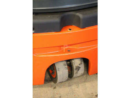 Elektryczne 4-kołowe - Linde E16 (16)