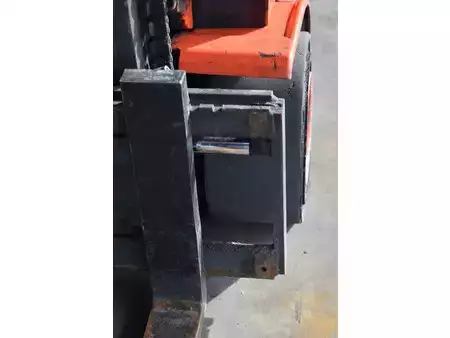 Eléctrico - 4 rodas - Linde E20P (11)