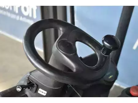 Eléctrico - 4 rodas - Linde E20P (28)