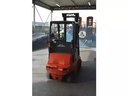 Eléctrico - 4 rodas - Linde E20P (5)