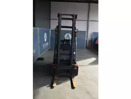 Eléctrico - 4 rodas - Linde E20P (7)