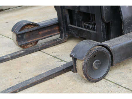 Retráctil 1997  Linde R16 (12)