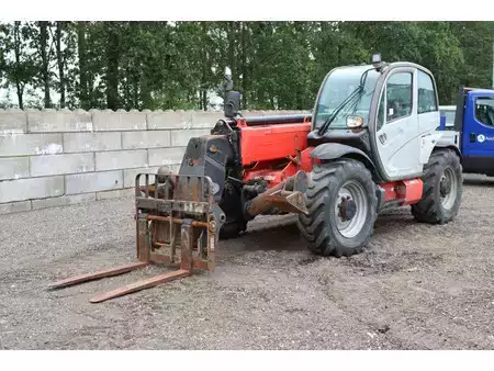 Verreikers (vast) 2014  Manitou MT1335 (9)