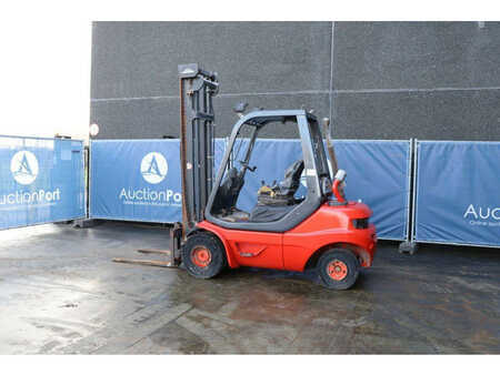 Diesel Forklifts 2001  Linde H30D-03 (3)