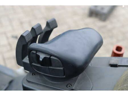 El Truck - 4-hjul 2010  Jungheinrich EFG 430 (30)