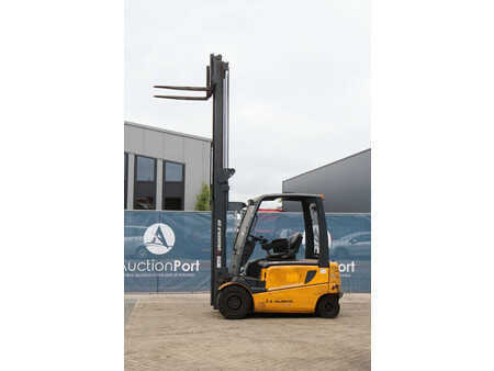 El Truck - 4-hjul 2010  Jungheinrich EFG 430 (35)