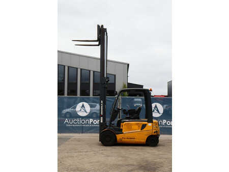 El Truck - 4-hjul 2010  Jungheinrich EFG 430 (36)