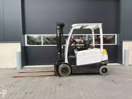 Sähkö - 4 pyör 2016  Hyster J2.5XN (2)