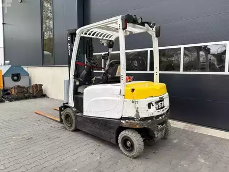 Sähkö - 4 pyör 2016  Hyster J2.5XN (3)