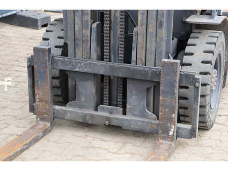 Carretilla elevadora GLP - Doosan G25G-5 (11)