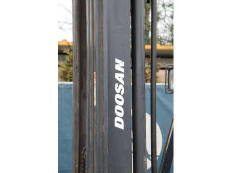 Carretilla elevadora GLP - Doosan G25G-5 (12)