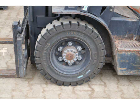 Carretilla elevadora GLP - Doosan G25G-5 (14)