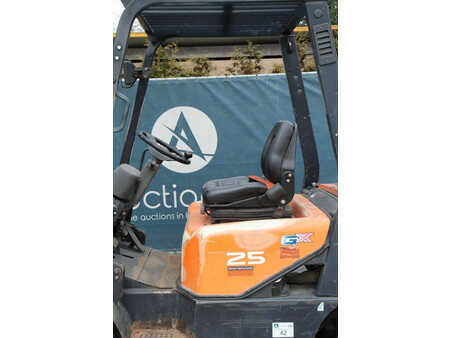 Carretilla elevadora GLP - Doosan G25G-5 (23)