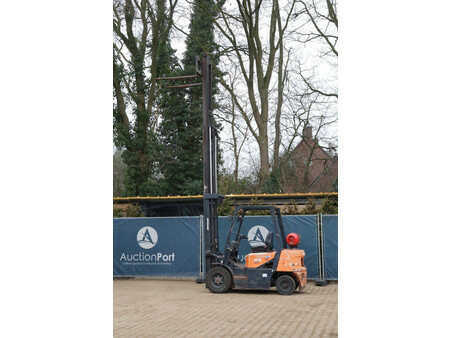 Carretilla elevadora GLP - Doosan G25G-5 (40)