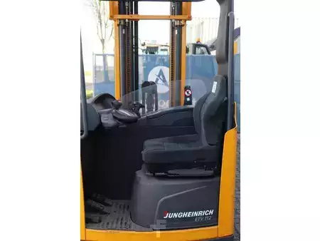 Carrelli retrattili 2010  Jungheinrich ETV 112 (15)