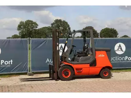 Elektro 4 Rad 2007  Linde E40P (1)