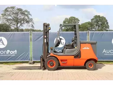 Elektro 4 Rad 2007  Linde E40P (2)