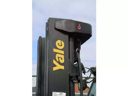 Chariots électriques à 4 roues 2017  Yale ERP25VL (12)