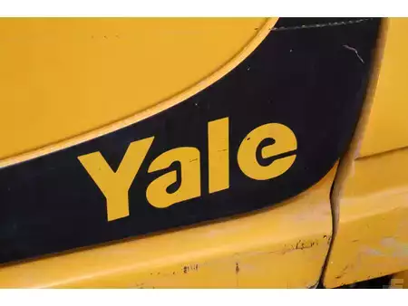 Chariots électriques à 4 roues 2017  Yale ERP25VL (15)