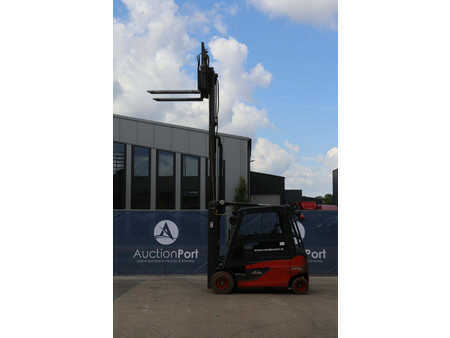 El Truck - 4-hjul 2016  Linde E25L-01 (37)