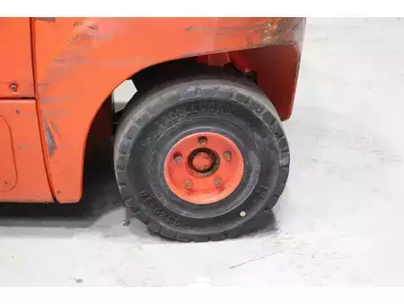 Gas gaffeltruck 2016  Linde H25T-02 (15)