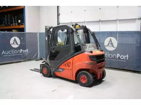 Gas gaffeltruck 2016  Linde H25T-02 (3)