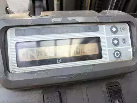 Dieselový VZV 2017  Unicarriers Y1D2A25Q (11)