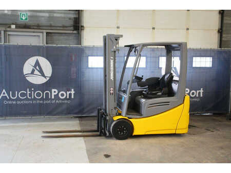 Sähkö - 4 pyör 2016  Jungheinrich EFG 216k (1)