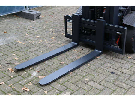 Eléctrica de 4 ruedas 2002  Linde E25-02 (10)