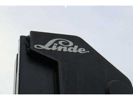 Eléctrica de 4 ruedas 2002  Linde E25-02 (14)