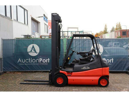 Eléctrica de 4 ruedas 2002  Linde E25-02 (2)