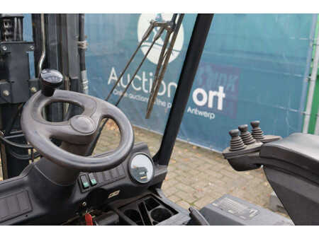 Eléctrica de 4 ruedas 2002  Linde E25-02 (28)