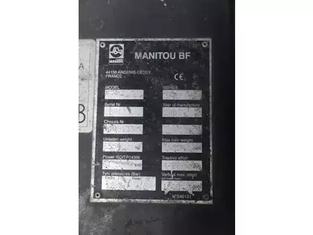 Terénní vysokozdvižný vozík 2005  Manitou M30-2 (32)
