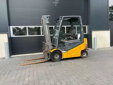 Electric - 4 wheels 2015  Jungheinrich EFG425K (1)