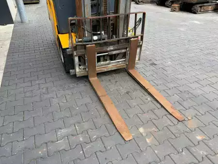 Electric - 4 wheels 2015  Jungheinrich EFG425K (5)
