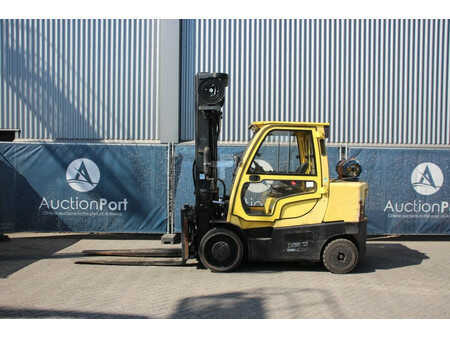 Chariots élévateurs GPL 2011  Hyster S7.0FT (2)