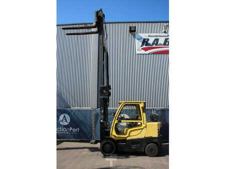 Chariots élévateurs GPL 2011  Hyster S7.0FT (26)