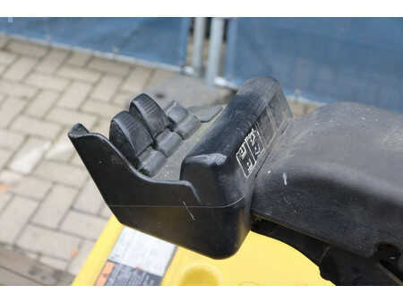 Elektro 4 Rad 2008  Hyster J2.00XMT (750) (21)