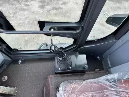 Terepjáró targonca 2025  Machpro MP-T320A (37)