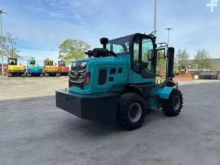Terepjáró targonca 2025  Machpro MP-T320A (5)