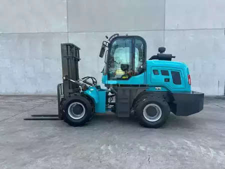 Terepjáró targonca 2025  Machpro MP-T320A (8)